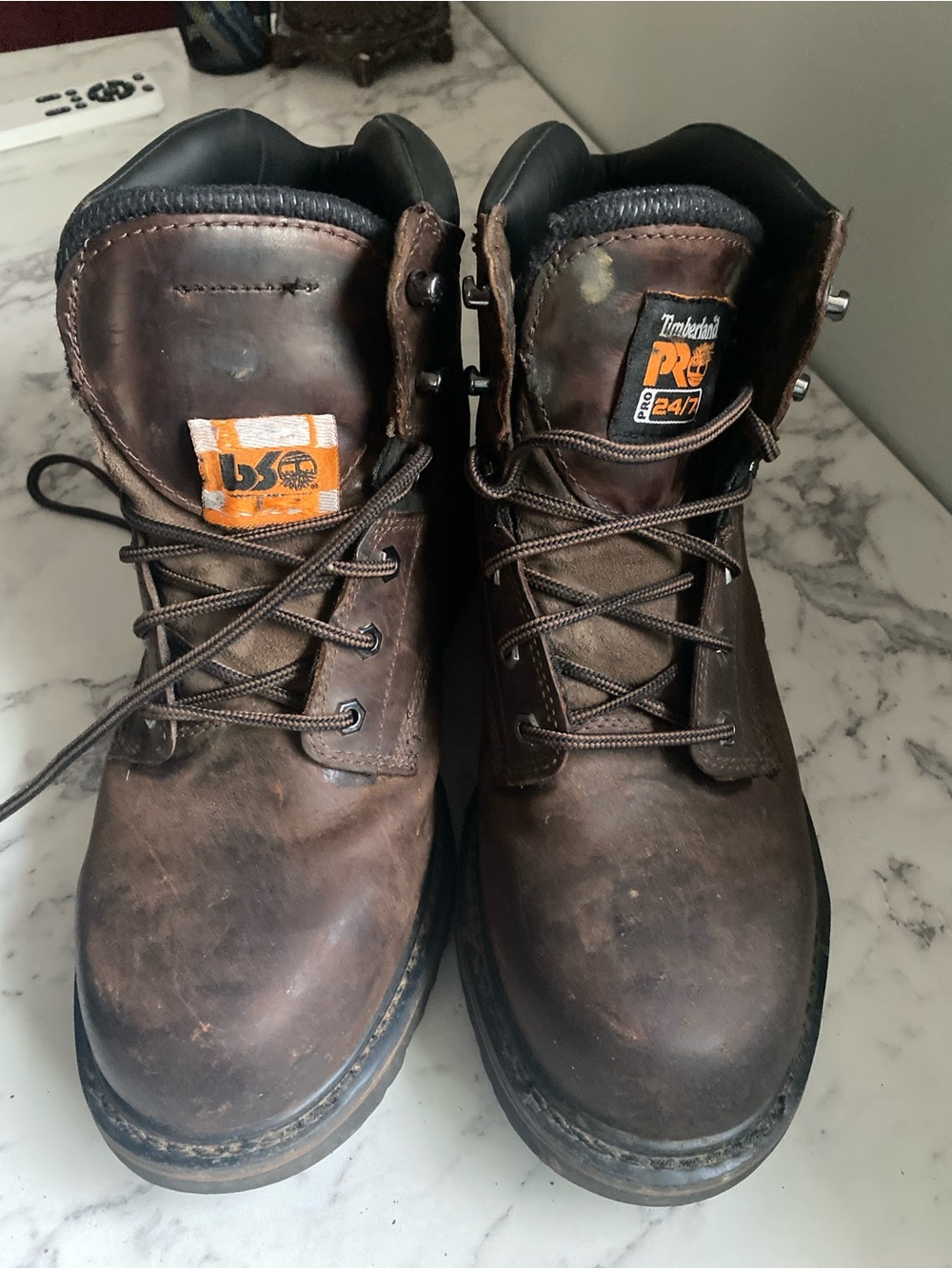 Timberland Brown Leather Men's Work Boots with Lace-Up Closure